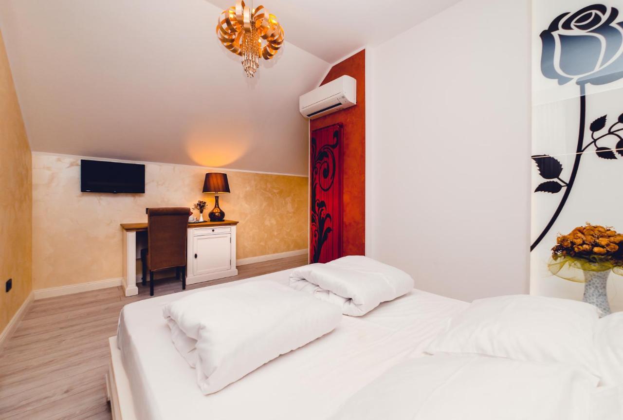 Casa Del Sole Hotel อัลบายูเลีย ภายนอก รูปภาพ